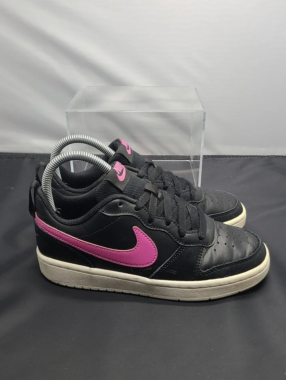 Nike Court Borough Low 2 GS 'Black Active Fuchsia Girl kids size 3.5Y